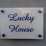 Lucky House